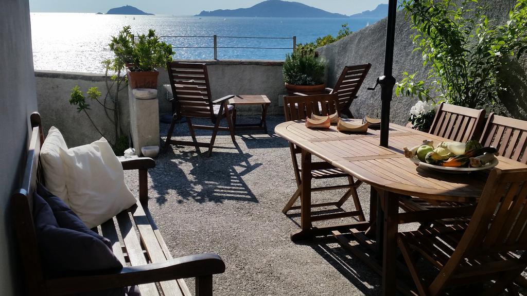 Le Sirene Acomodação com café da manhã Tellaro Exterior foto